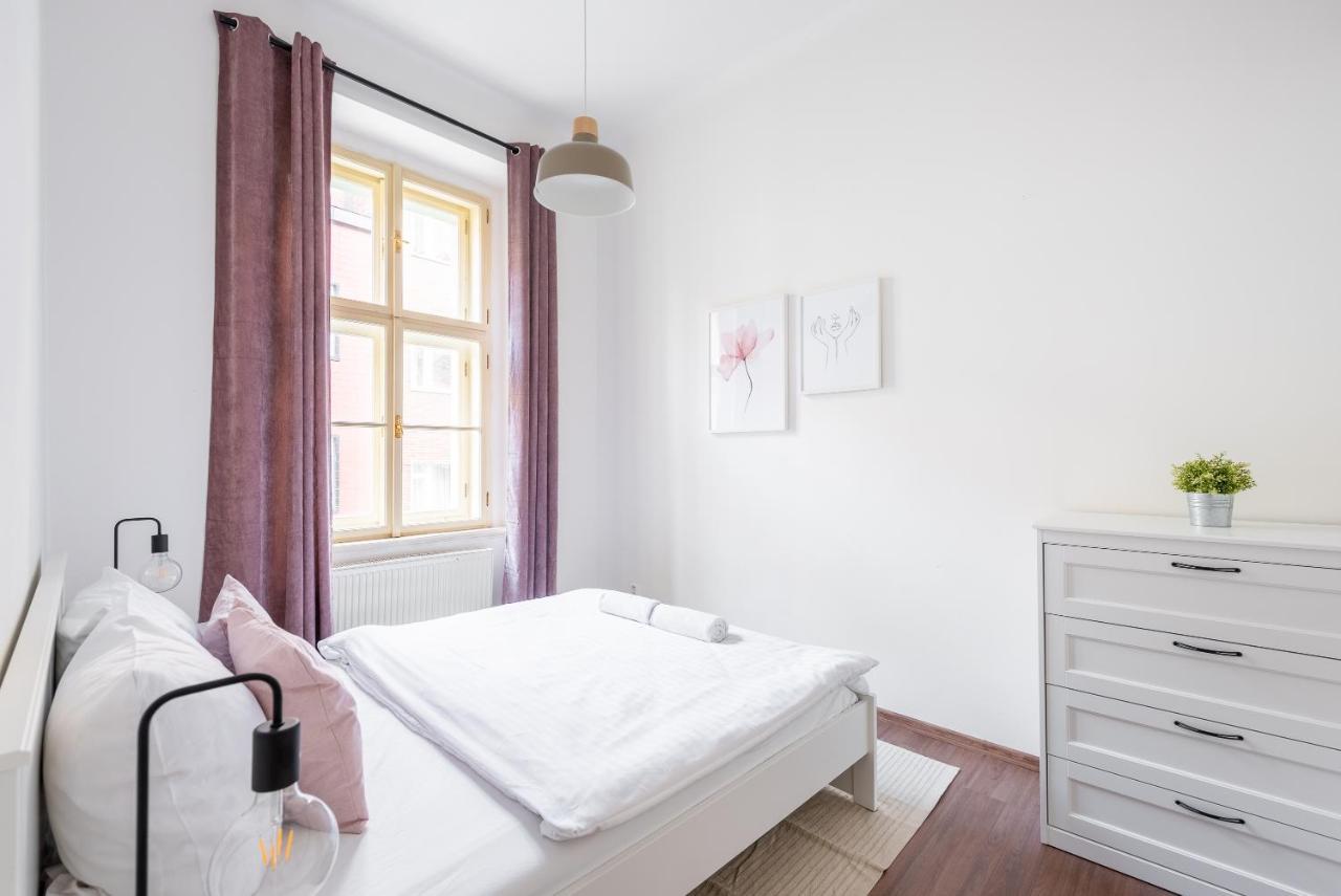 Budget Reznicka Apartment Prague Extérieur photo