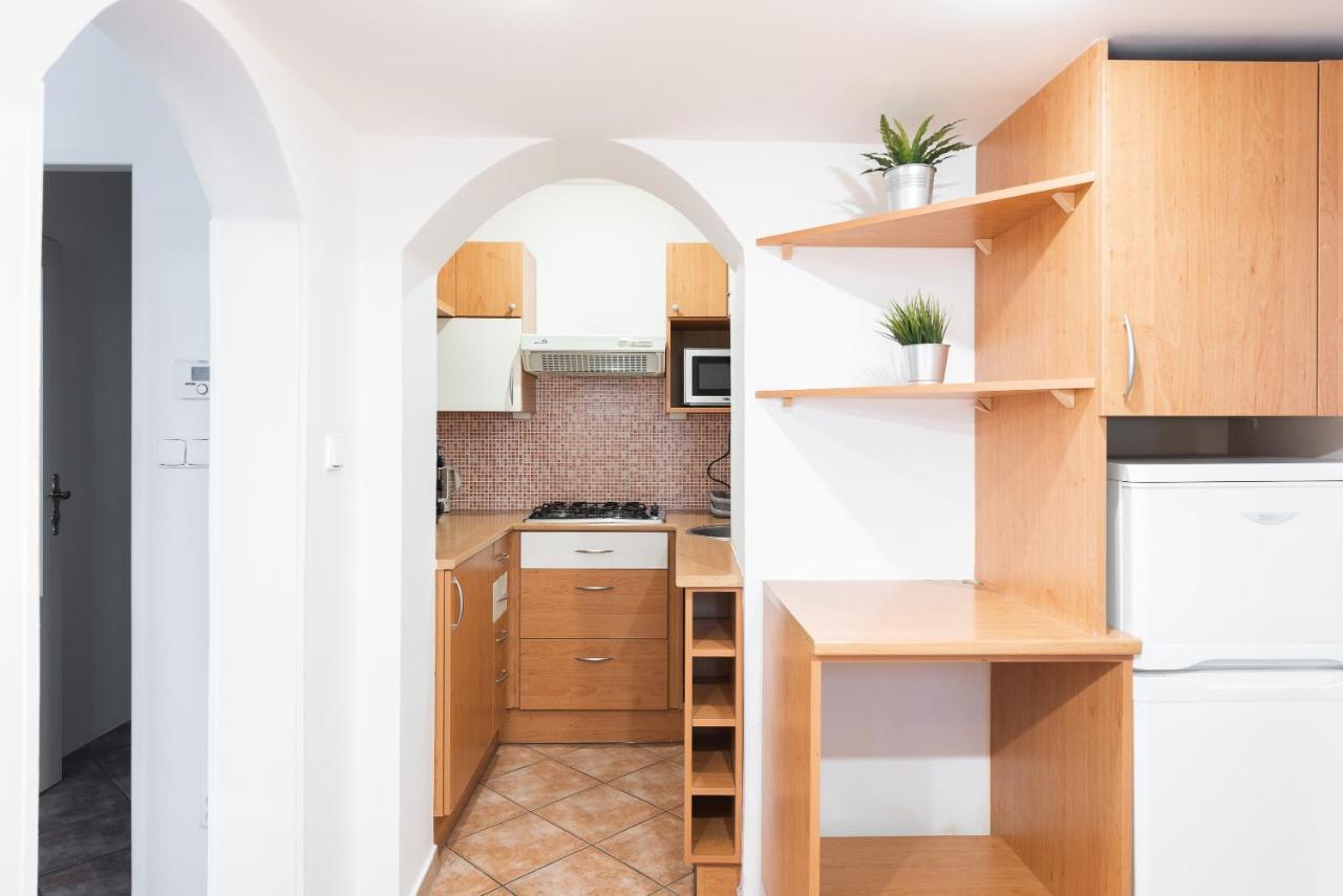 Budget Reznicka Apartment Prague Extérieur photo