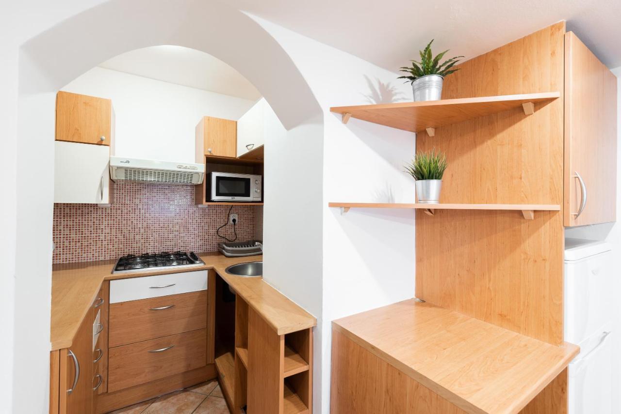 Budget Reznicka Apartment Prague Extérieur photo