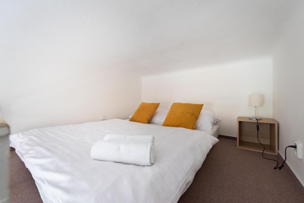 Budget Reznicka Apartment Prague Extérieur photo